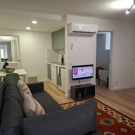 19inlisbon At Intendente Lisbona